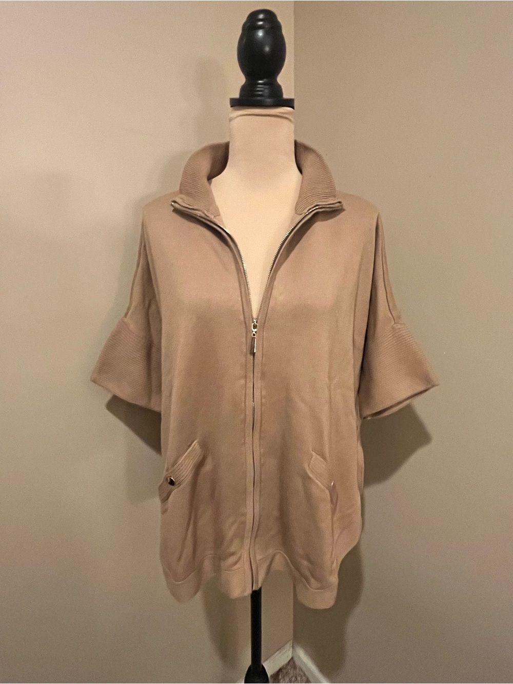 White House Black Market Taupe Short-Sleeve Zip Cardigan, XS